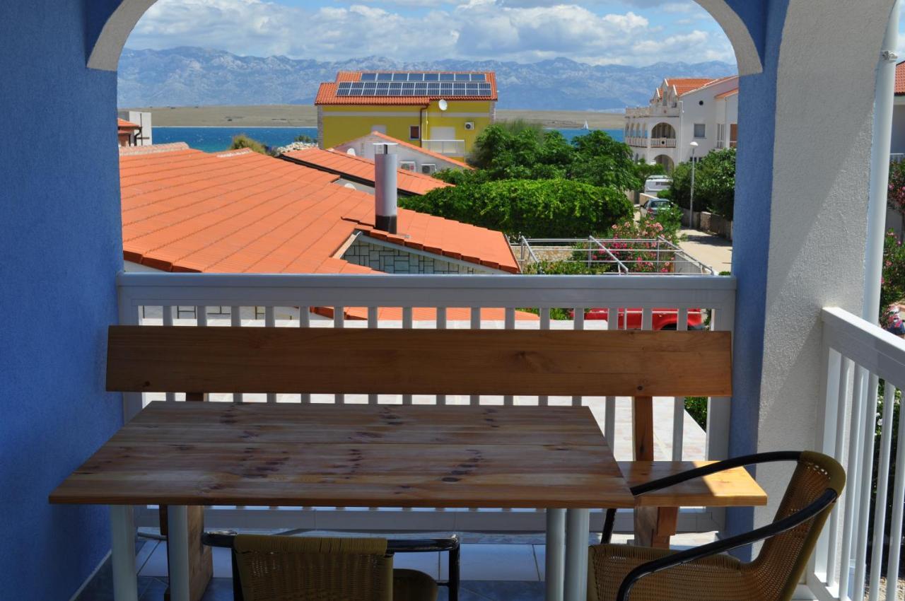 Marina Apartments Vir Esterno foto
